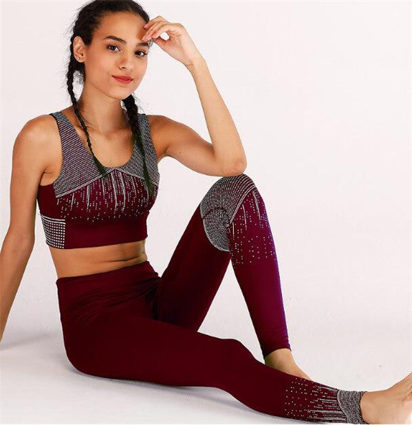 Fashion Print Yoga Outfit with Moisture-Wicking Pants