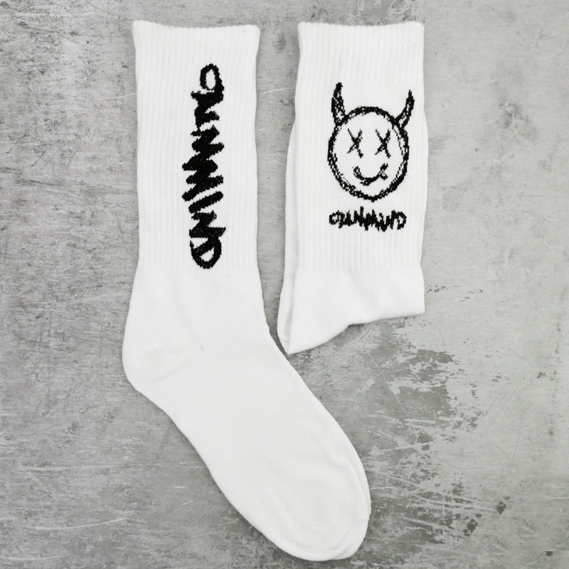 Fashion Sports Socks for Skateboarding and Basketball